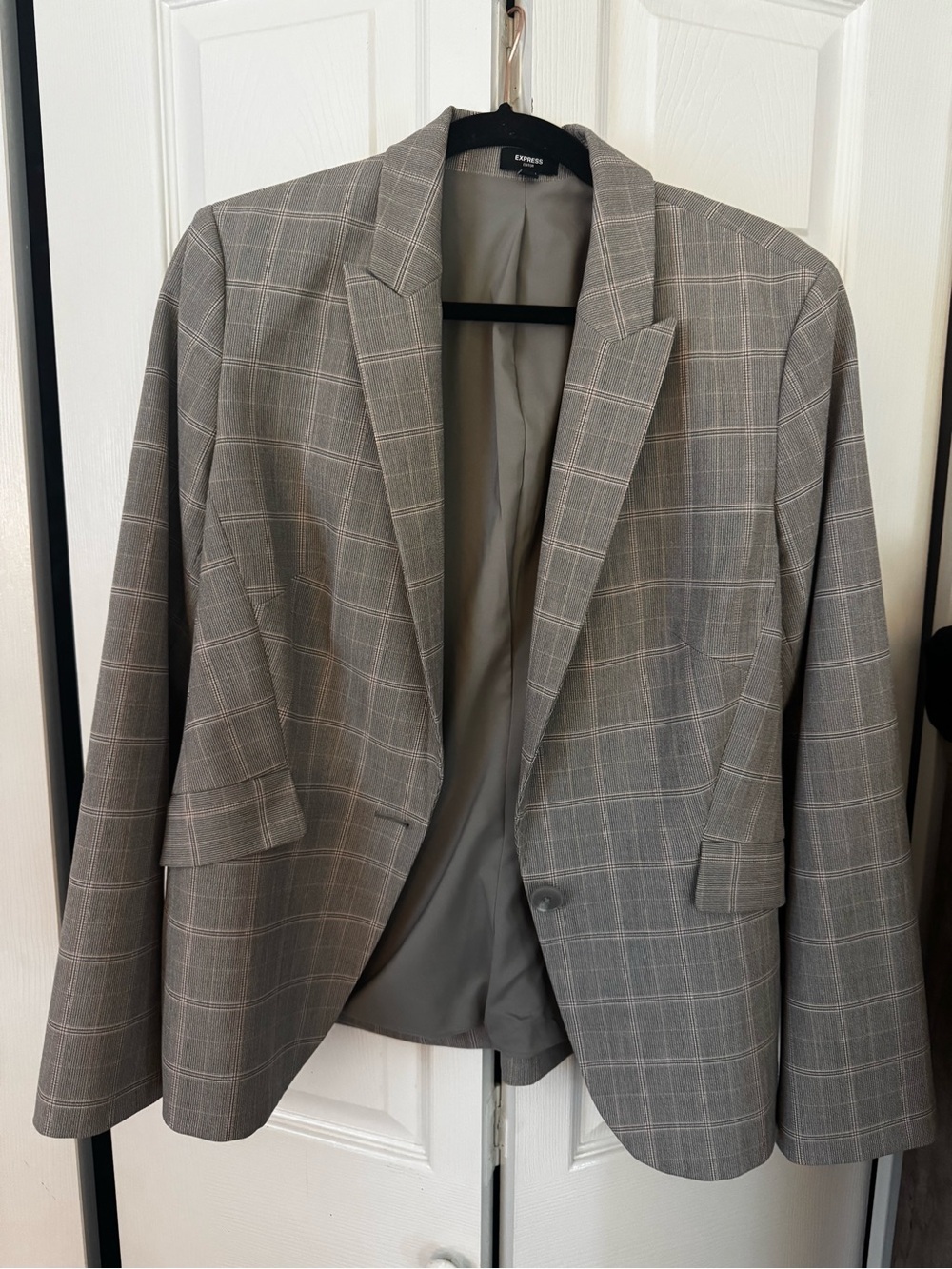 Editor plaid 24in women’s blazer size large
